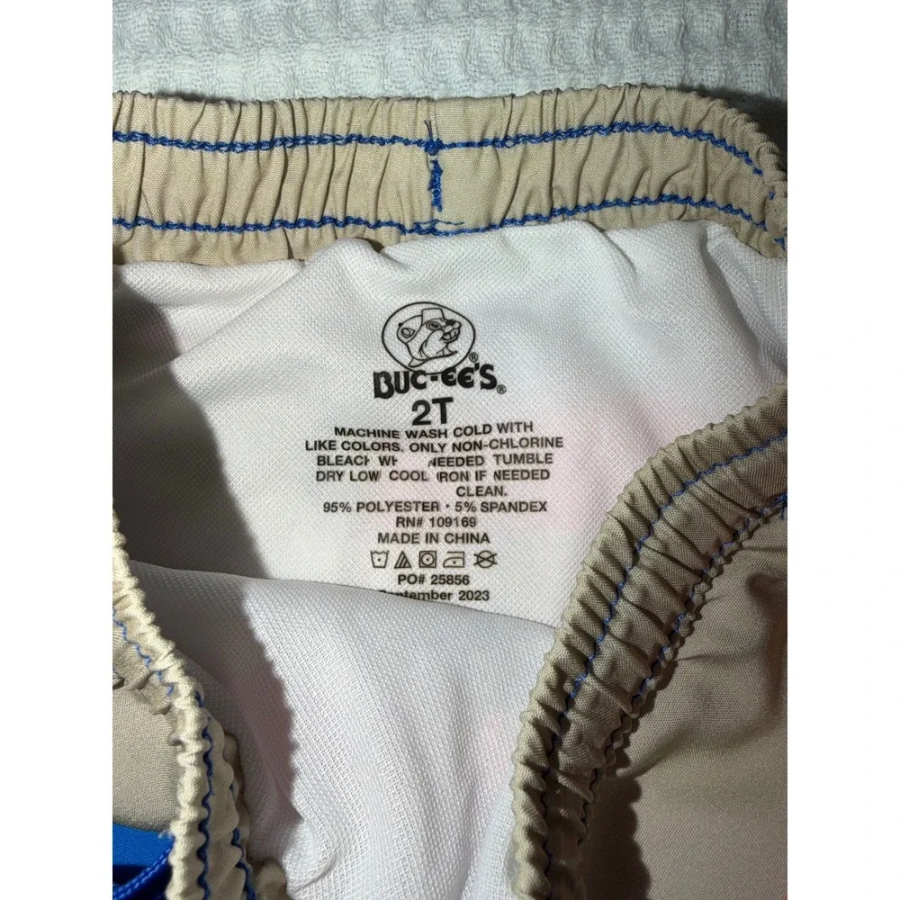 Buc-ee's Swim Trunks Toddler 2T Blue Multi Striped Beaver Logo Board‎ Shorts